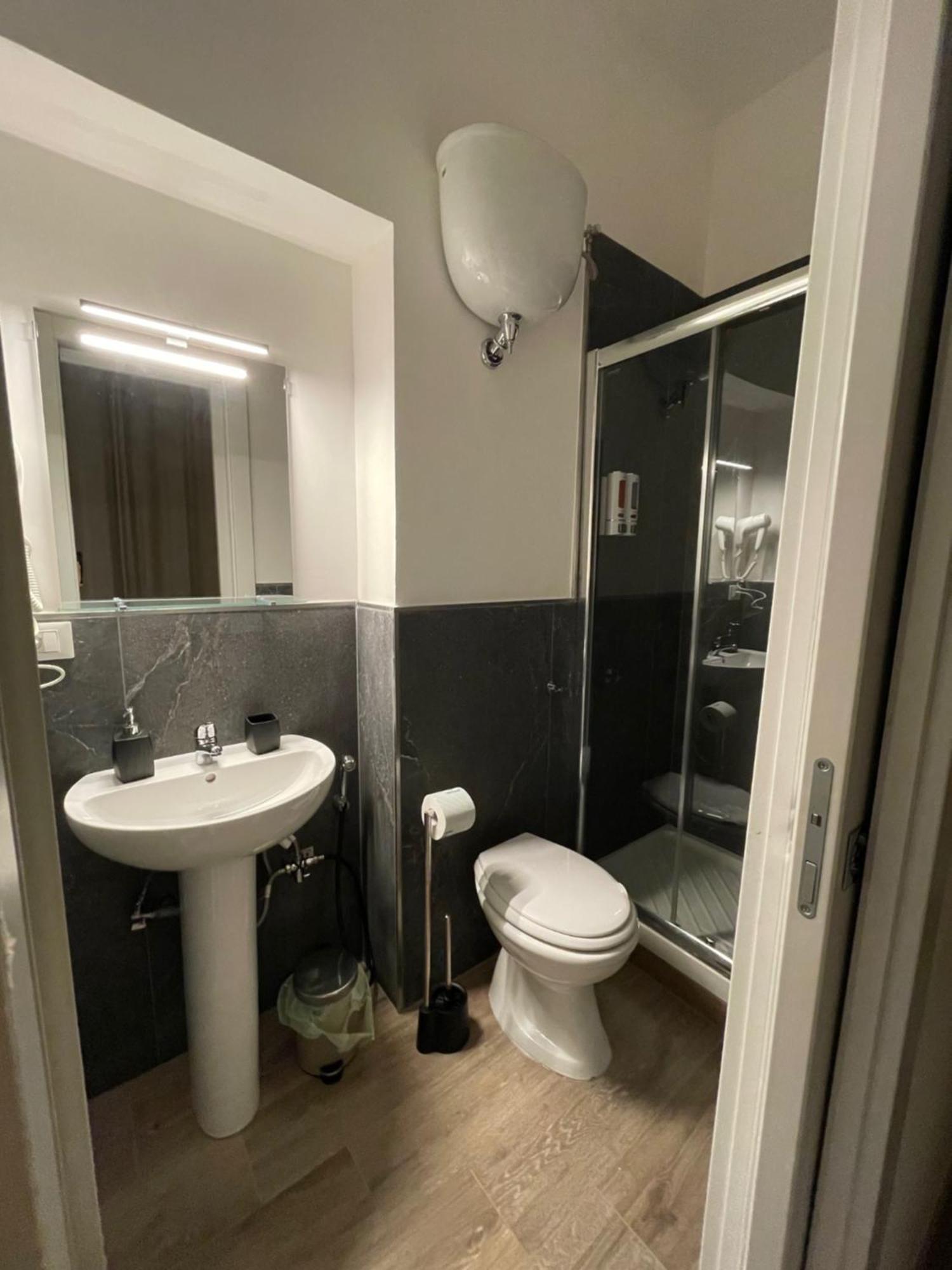 Rome Groove Rooms Εξωτερικό φωτογραφία
